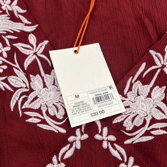 Knox Rose Embroidered Blouse - Picture 4 of 6